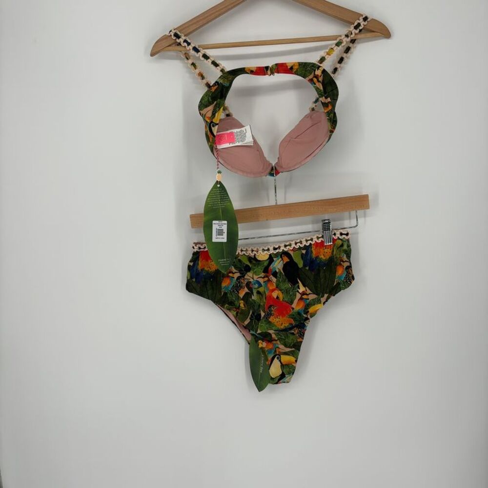 FARM Rio Green Bird Leaves Bikini set - Picture 2 of 3